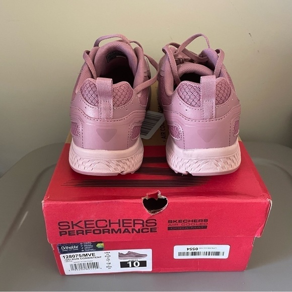 NWT Skechers GO RUN Consistent Energize Sneakers Mauve Womens - Picture 2 of 4